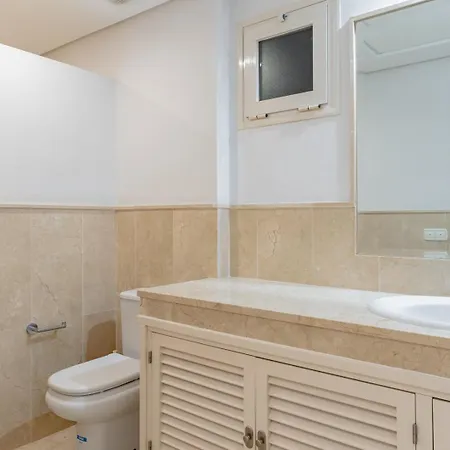 Exquisite With Sea View And Pool Marbella