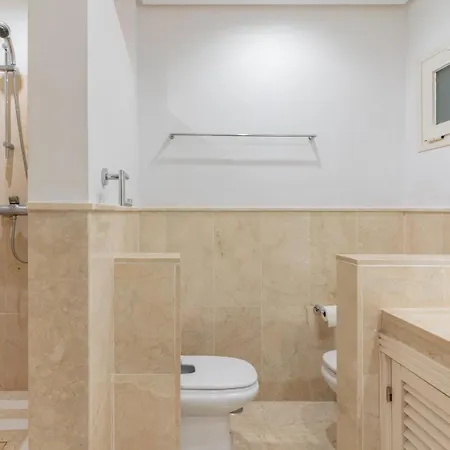 Exquisite With Sea View And Pool Hotel 4*